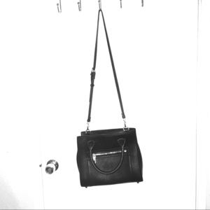 F21 Faux Leather purse!